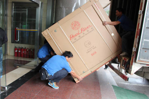 镇坪钢琴贵重工艺品无忧运